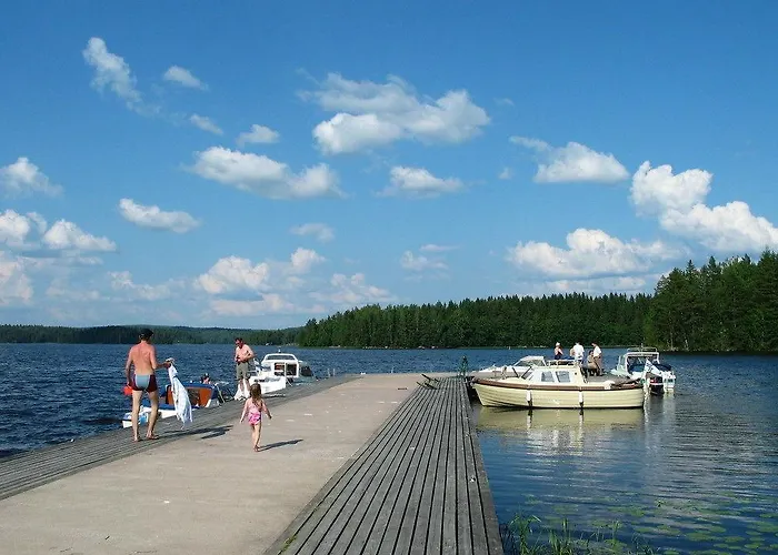 Ellivuori 3* ساستاملا