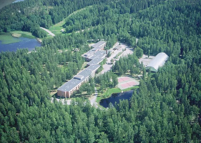 Ellivuori 3* ساستاملا